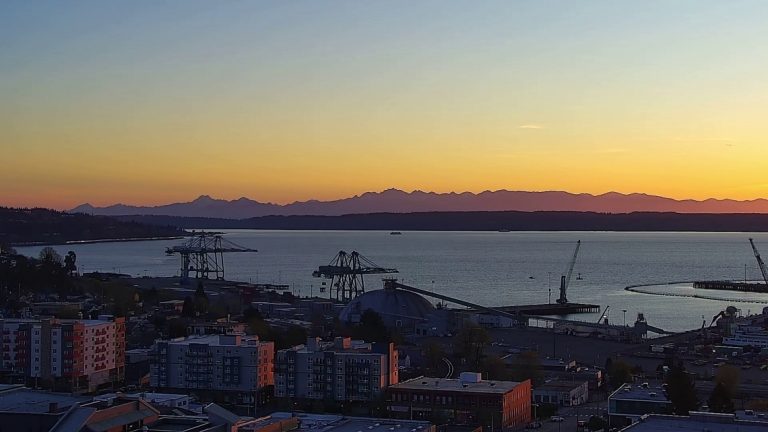 First 8 p.m. sunset in 8 months coming to Seattle