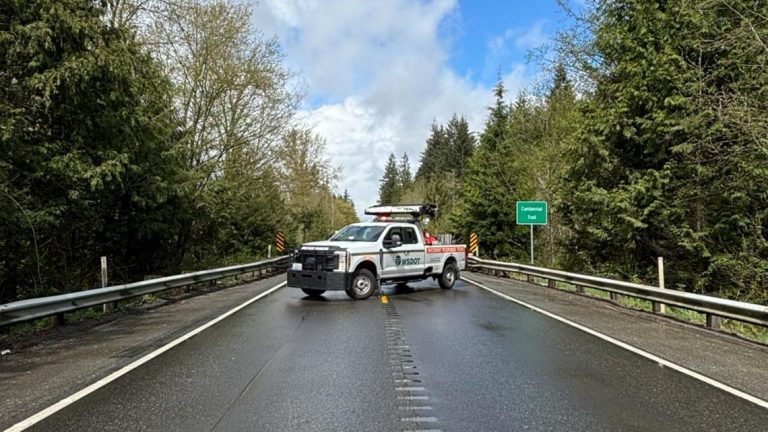 72-year-old passenger dies in crash with semitruck near Lake Stevens