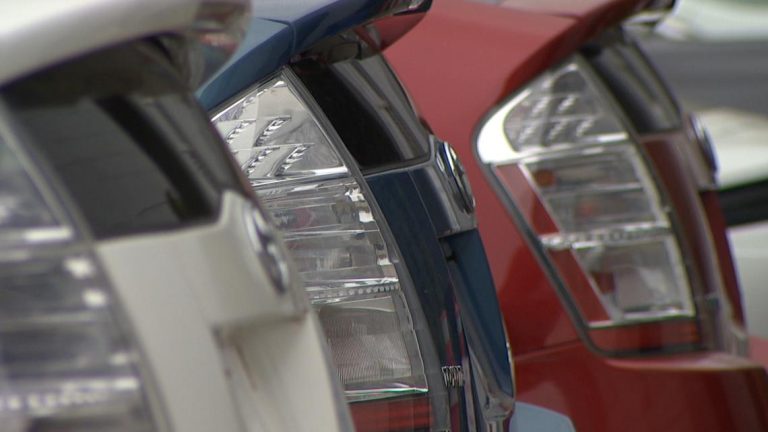 Car dealers struggle to keep hybrids in stock as Washington gas prices stay high