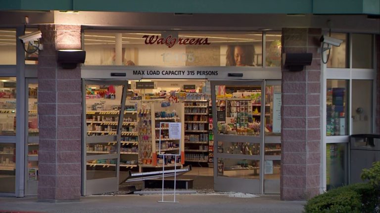 Police investigating attempted burglaries at two Kirkland businesses