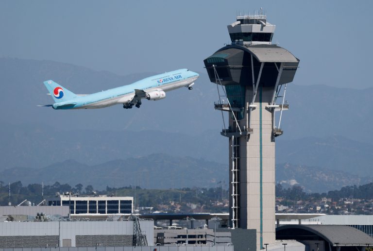 Now the FAA says gamers are the answer to its air traffic controller shortage